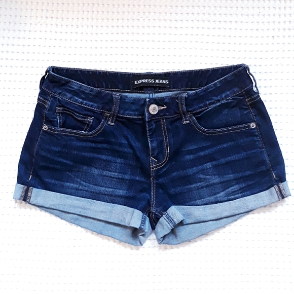 Express Shortie Rolled Cuff Denim Jean - Shorts Size 4 Dark Wash Shorts - Picture 8 of 10